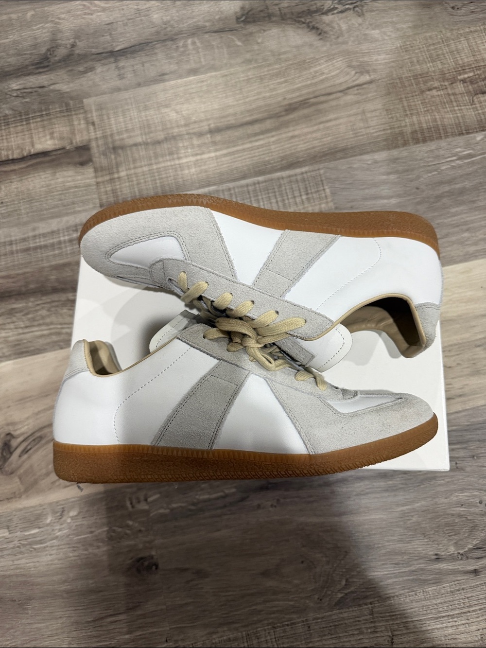 Maison Martin Margiela White and Light Gray Leather & Suede Sneakers - Picture 2 of 5